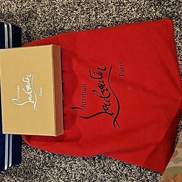 CHRISTIAN LOUBOUTIN bag! dust bag - Picture 8 of 8